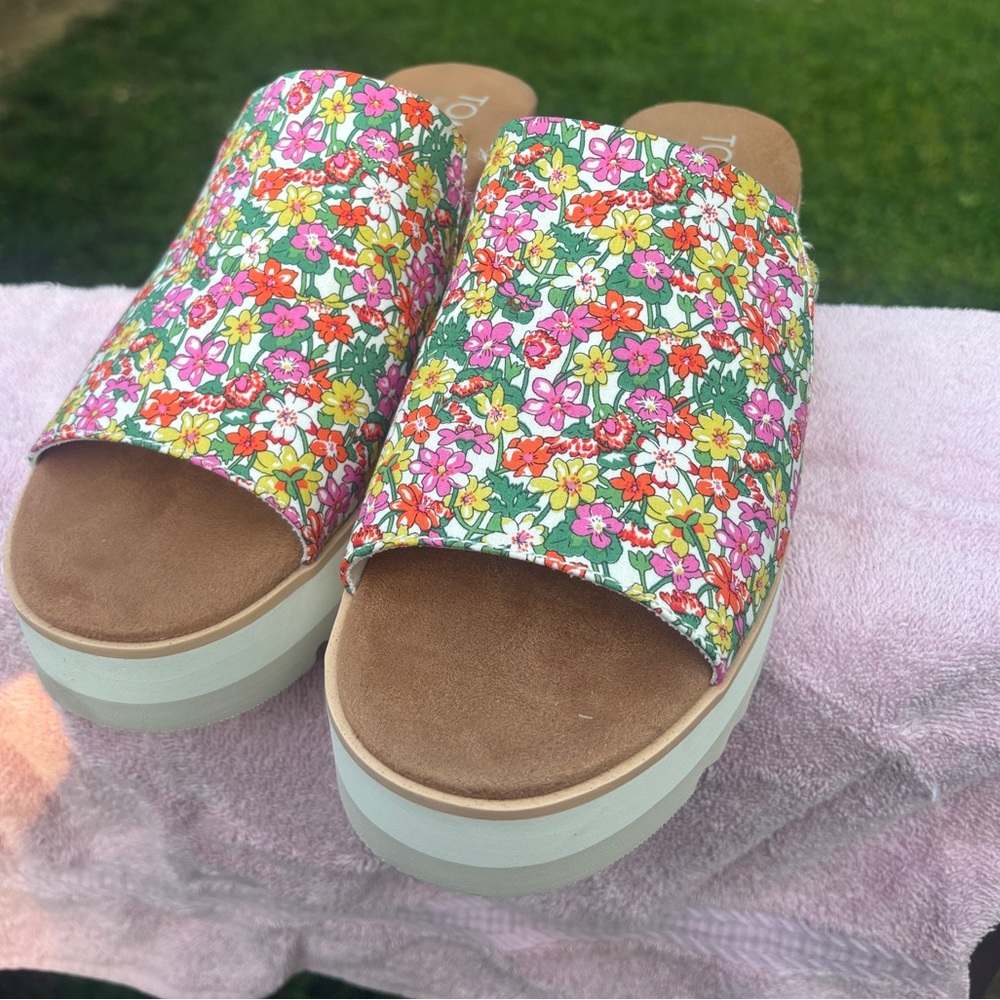 Toms Diana Mule Floral Slide Platform Sandals - Pink & Green